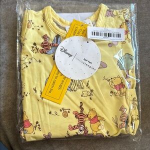 Little sleepies Winnie the Pooh Pajama Set 12-18mo NWT